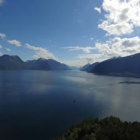 Apartman Fjord-view Sula - Alesund 20min *